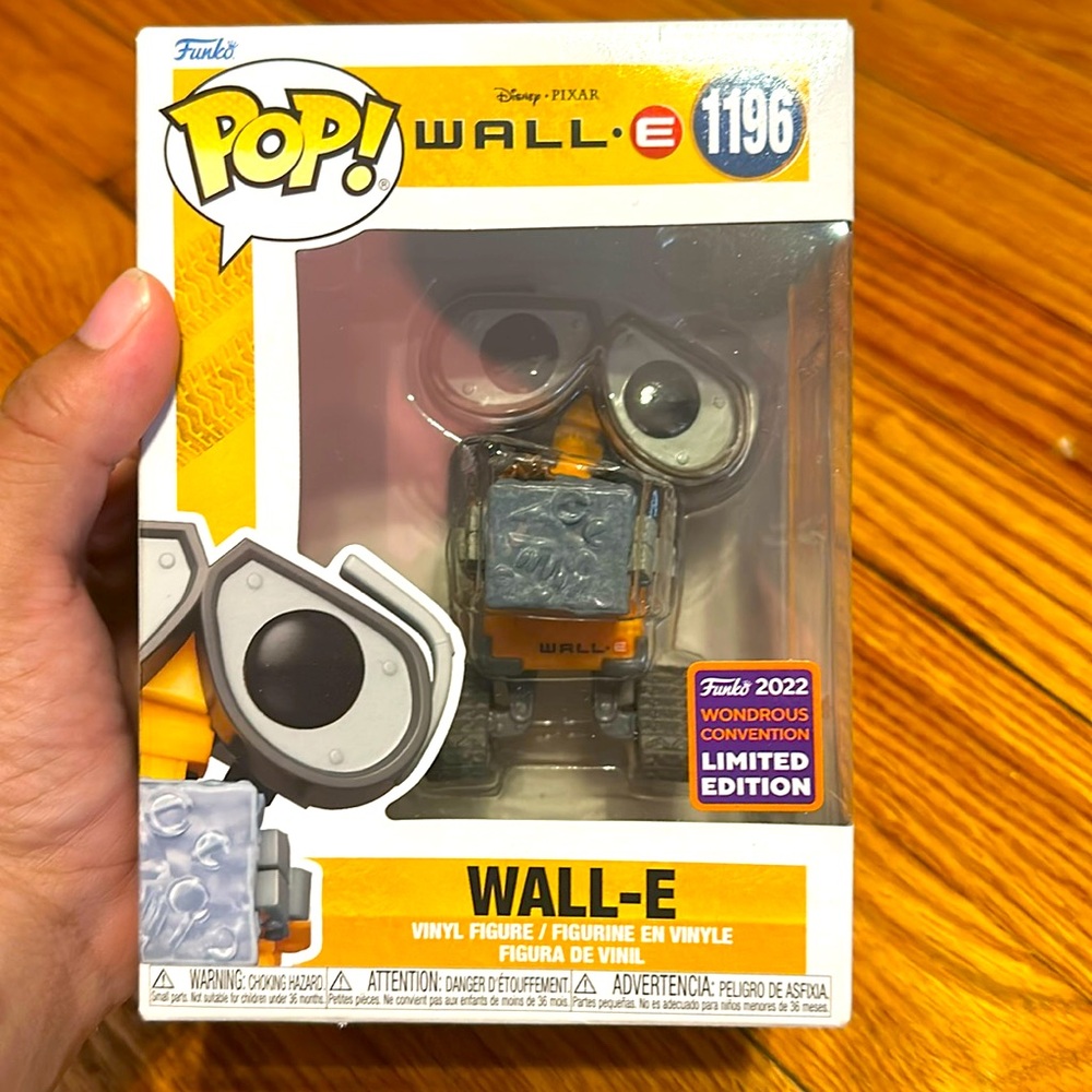 Funko pop wall-e